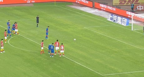 1654264131212066209.gif 朱辰杰.gif